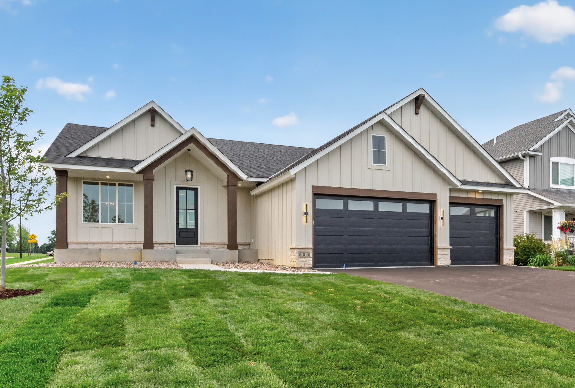 01 8006 201st1 Mls