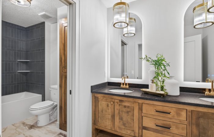 76 4624 166th76 Mls